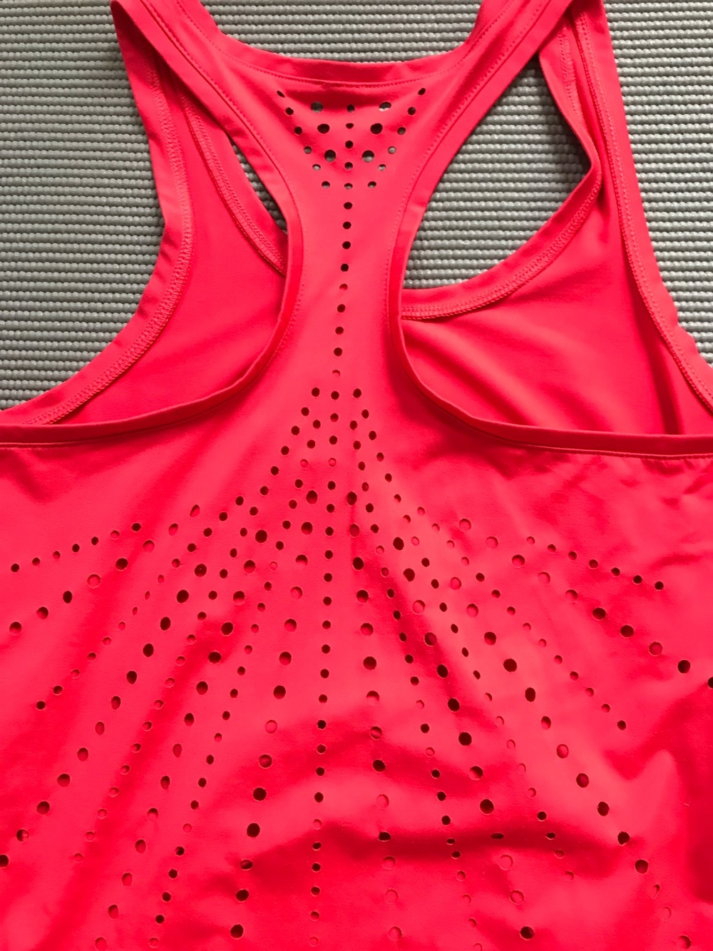 Fabletics Bright Red Racerback Performance Tank - Picture 4 of 4